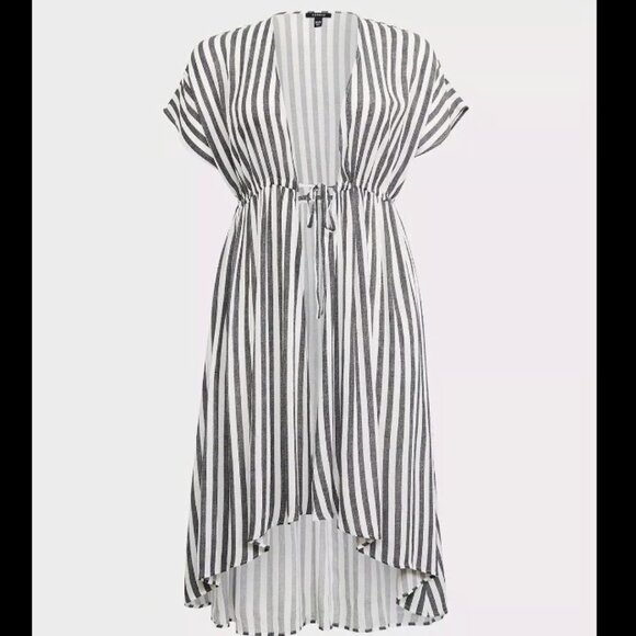 NWT cinch waist kimono‎ - Picture 4 of 8